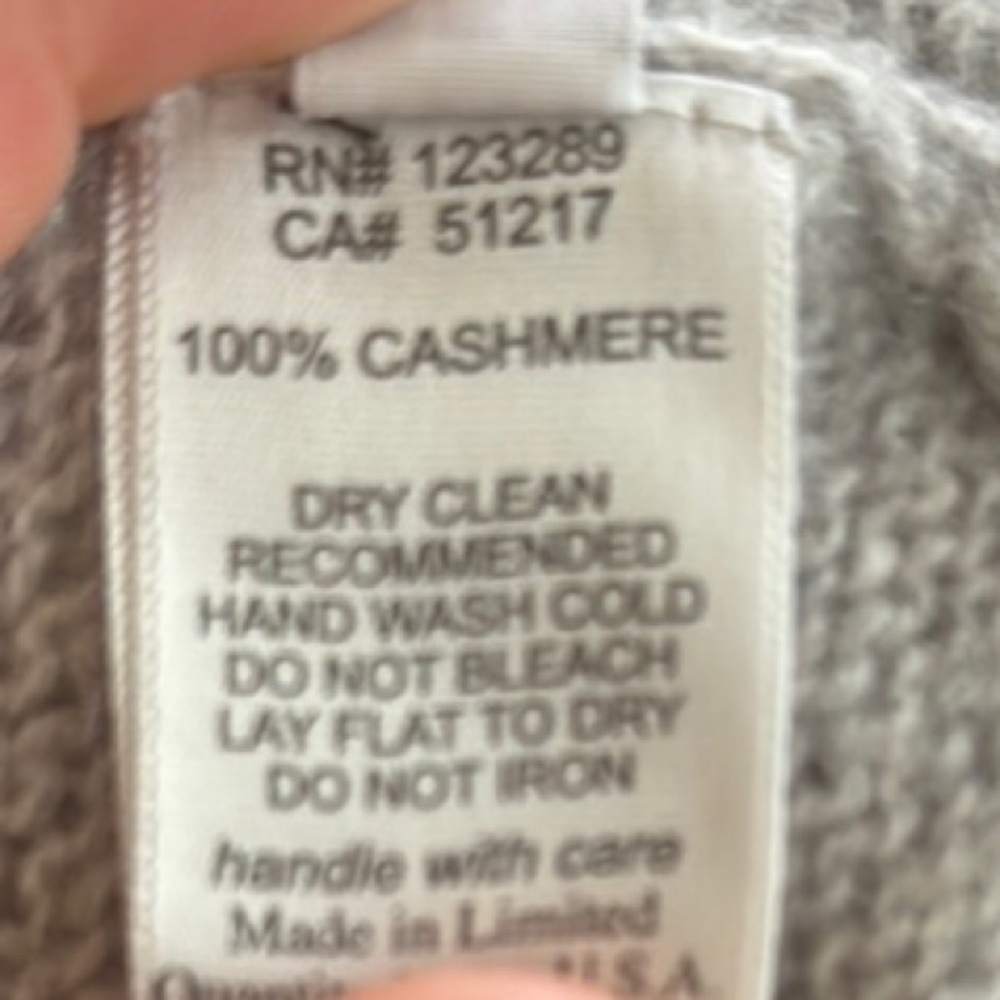 Gray Heart Pattern Sweater - image 4